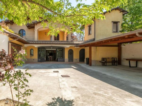 Elegant villa in the hills of Tortoreto with a garden Poggio Morello